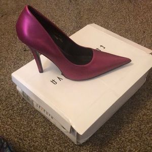 Fusia Fashion nova Pumps